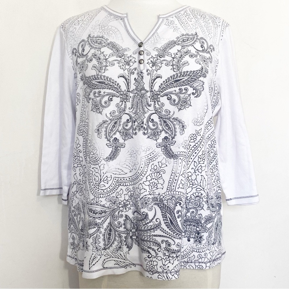 Blue Canyon White Gray Blingy Butterfly Paisley Print Soft Cotton Knit Top 1X